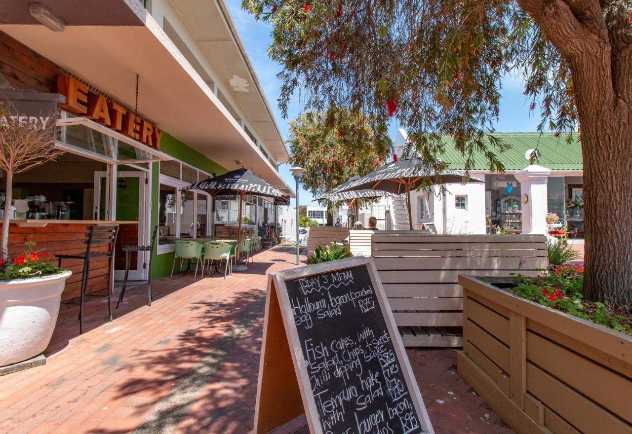 Twentyfour 17 Inn Hermanus Exterior photo