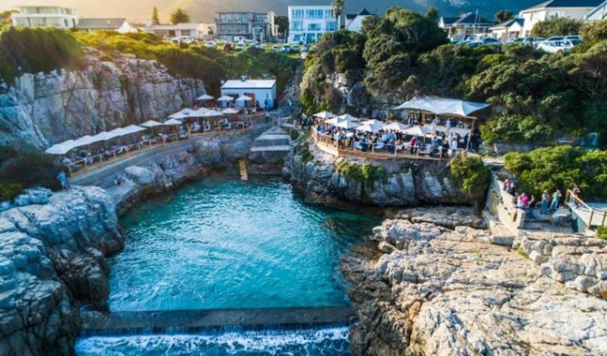 Twentyfour 17 Inn Hermanus Exterior photo