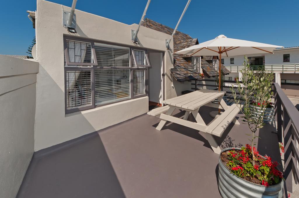 Twentyfour 17 Inn Hermanus Exterior photo